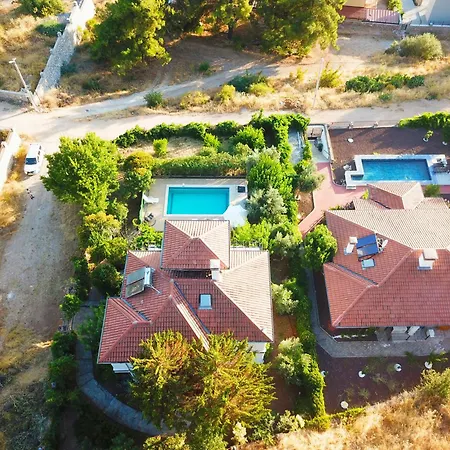 Uzumlu ヴィラ フェティエ