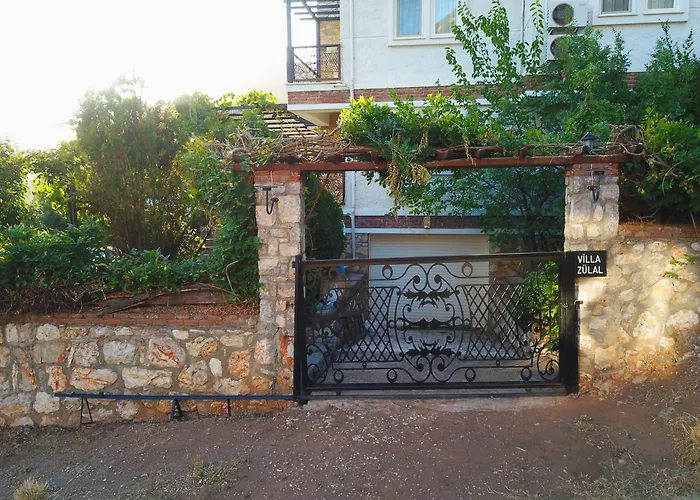 Uzumlu * フェティエ