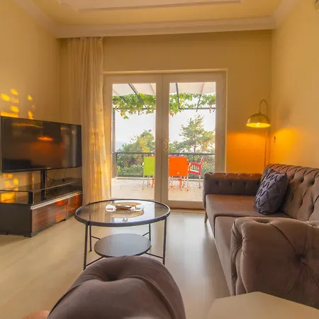 Uzumlu Villa *