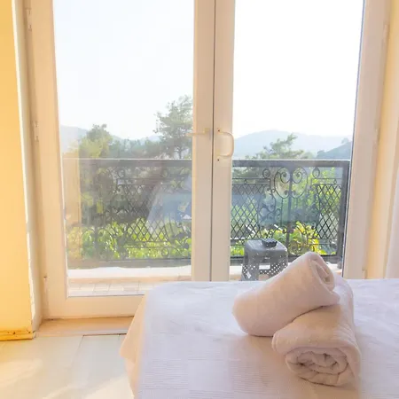 Uzumlu Villa
